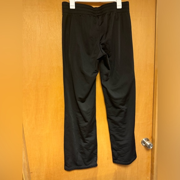 Puma black sweatpants - Picture 2 of 4
